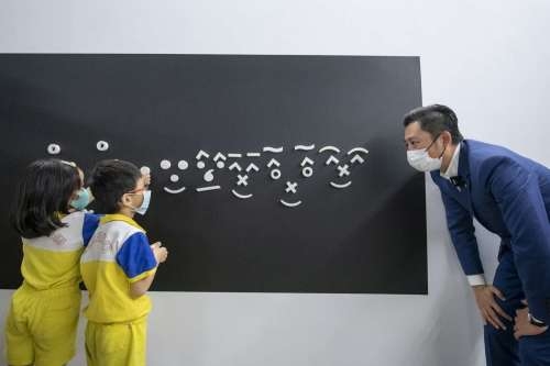 防疫美學新生活！《像藝術家思考》 11位藝術家為兒童設計的互動式特展